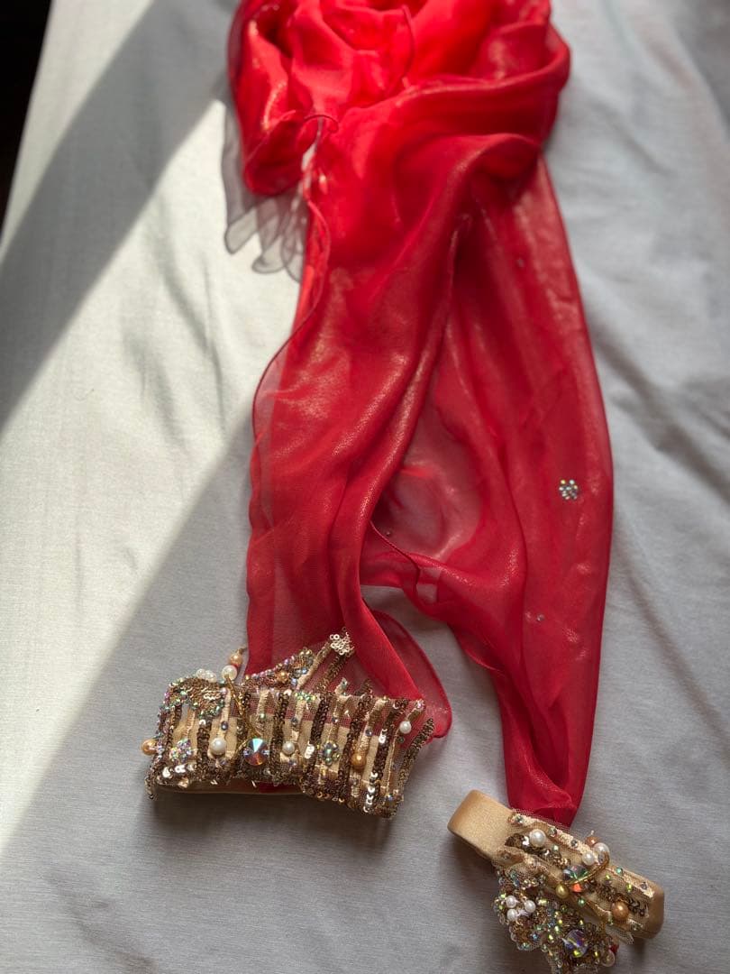 ベリーダンスhoyda 衣装 エジプト製 赤 新作