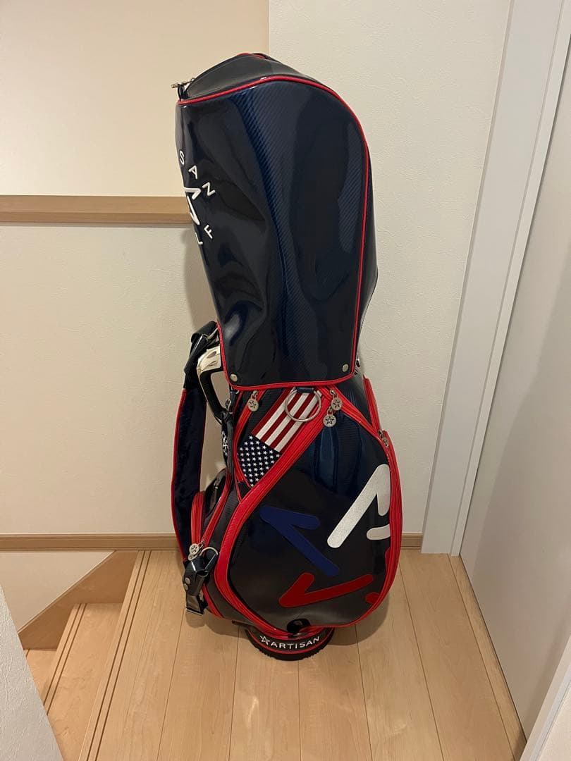 ARTISAN ゴルフセット　アイアン、キャディーバッグ、ウェッジ