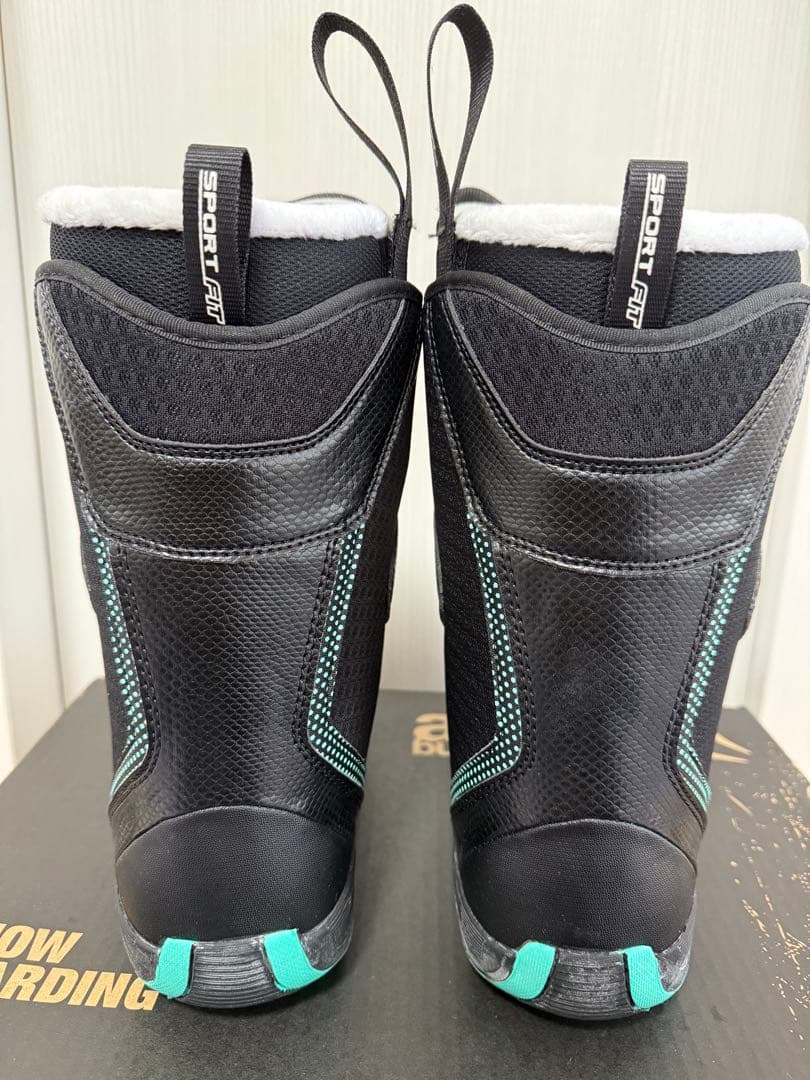 atomic スノーボードブーツ 女性用 黒/水色/紫