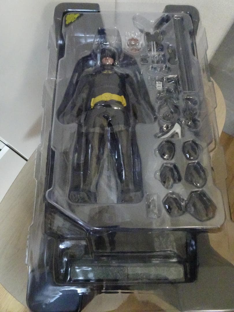 ホットトイズ バットマン 1/6 フィギュア DX 2.0 MMS693