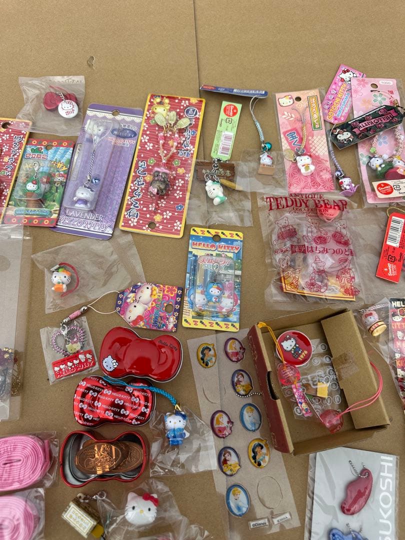 5*5様 ハローキティ テディベア ストラップセット