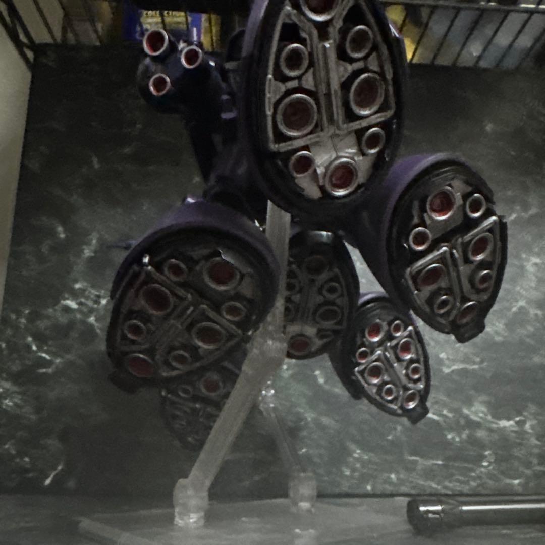 ジークアクス　HG ドム ガイア機　オルテガ機 塗装完成品　ガンプラ