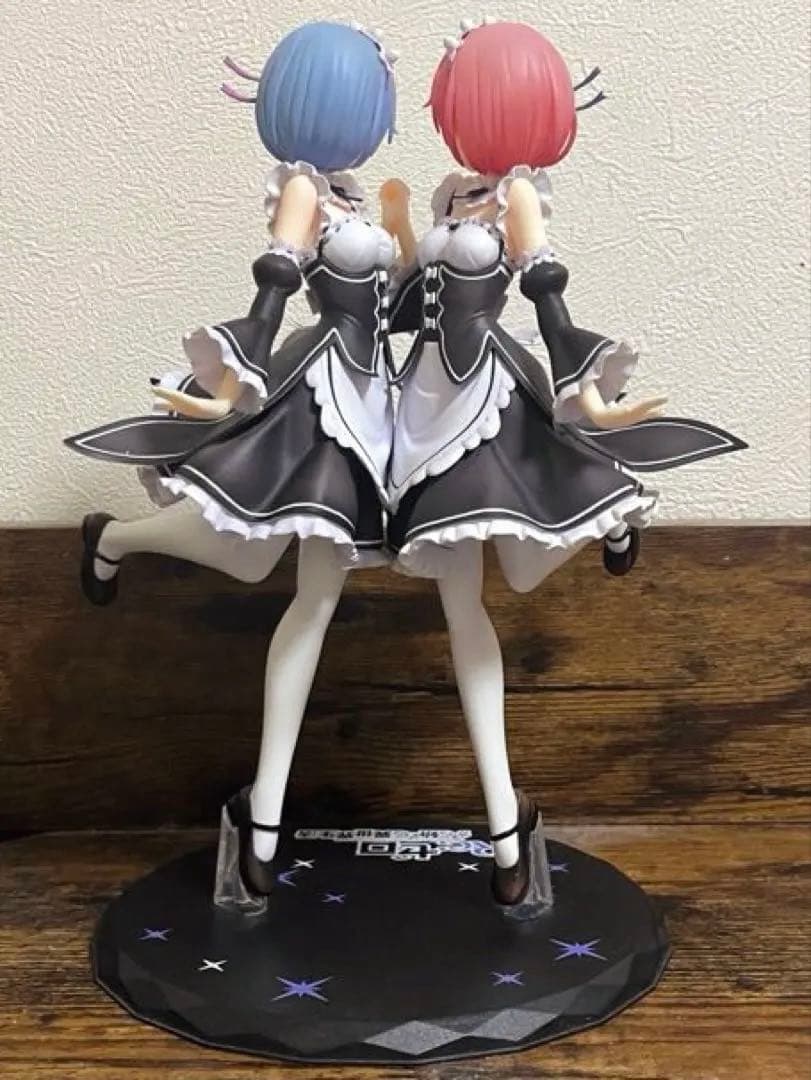 リゼロ　1/7スケール　フィギュア　レム　＆　ラム　Twins Ver.