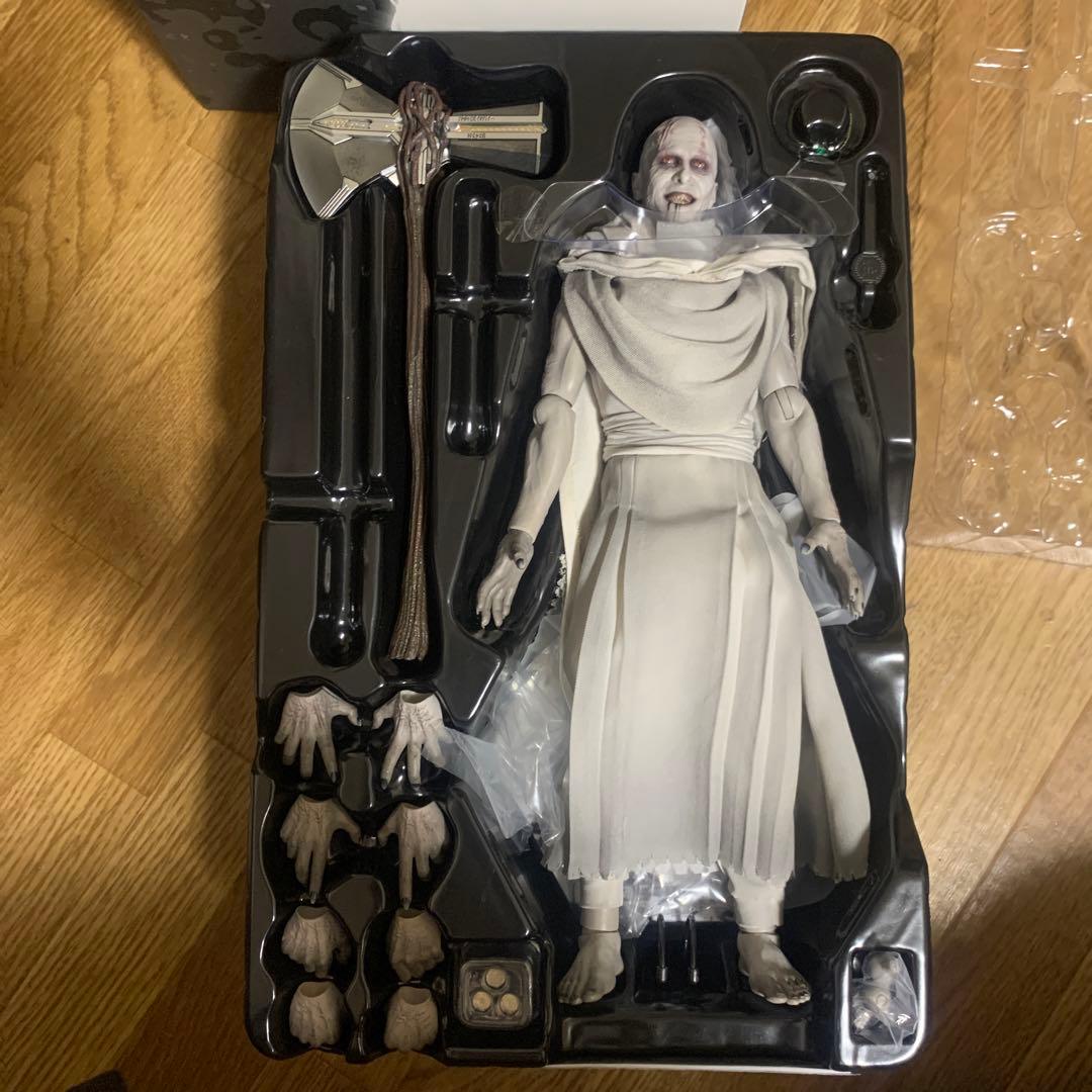 ソー：ラブ＆サンダー　フィギュア　ゴア　ホットトイズ　hot toys 欠品あり