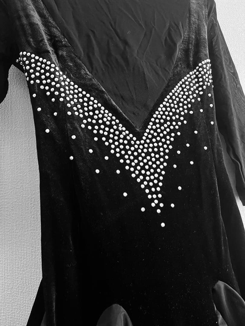 新品 競技ラテンドレス ブラック ベルベット ラインストーン トライアルに