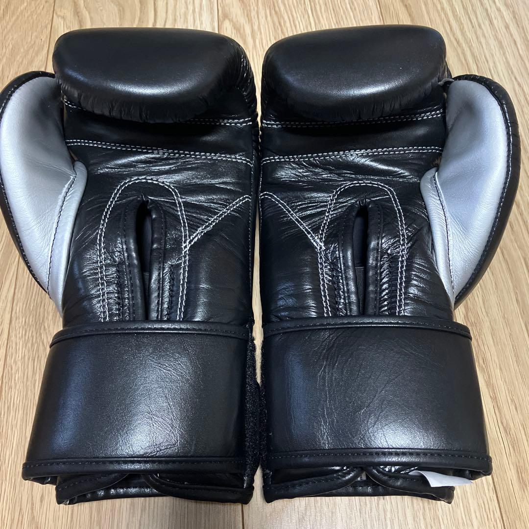 REYES レィジェス ボクシンググローブ 10oz ブラック ほぼ未使用