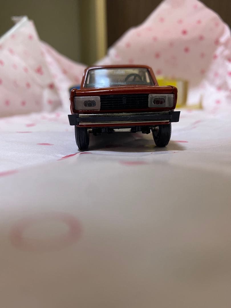 旧ソ連 ソビエト製 ミニカー LADA ラーダ VAZ-2105 1/43
