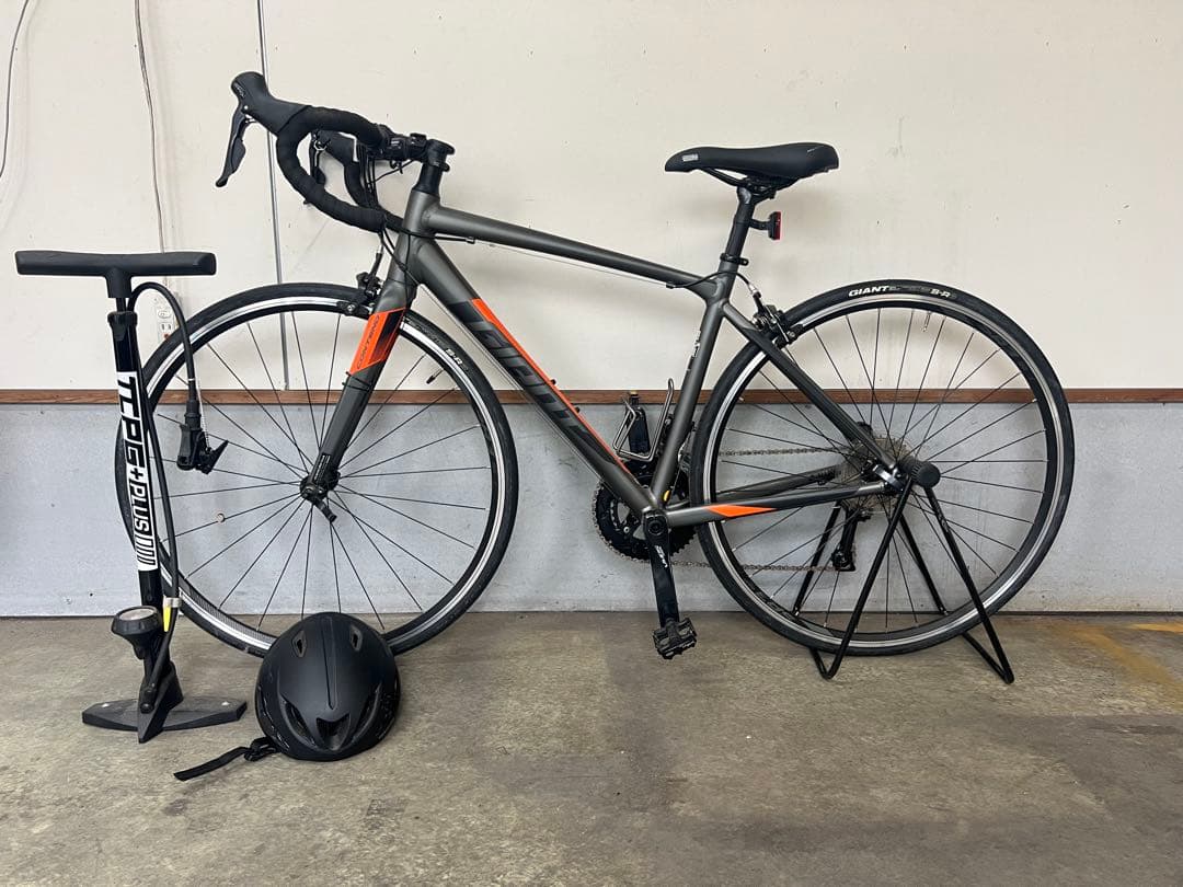 GIANT ロードバイク グレー/オレンジ 700C