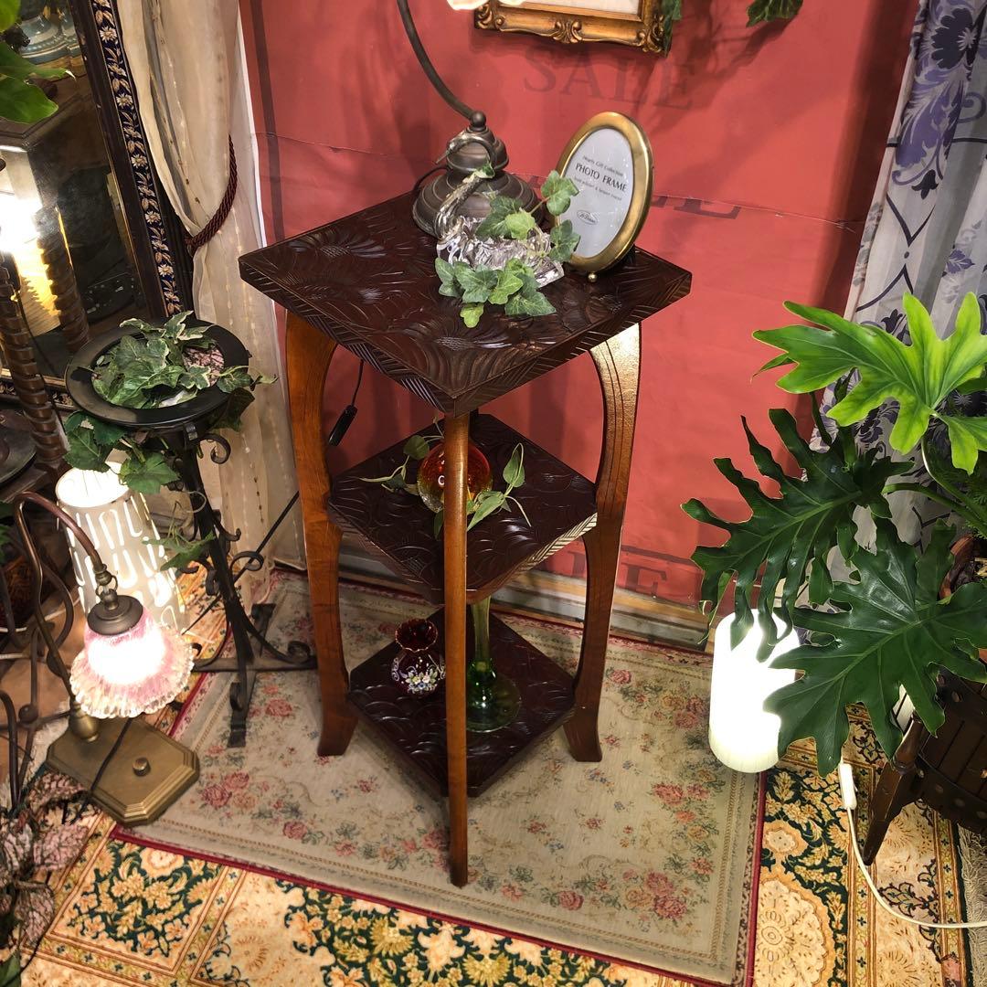 Sale 伝統工芸　日光彫り　咲き誇る花の三段　アクセントキャビネット