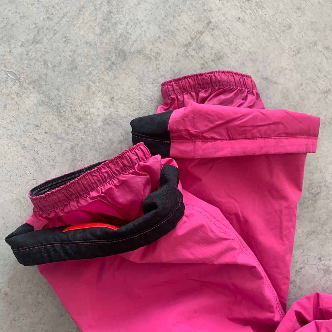 未使用✨バートン　スキーウェア　スノボーウェア　ズボン　パンツ　ピンク　L