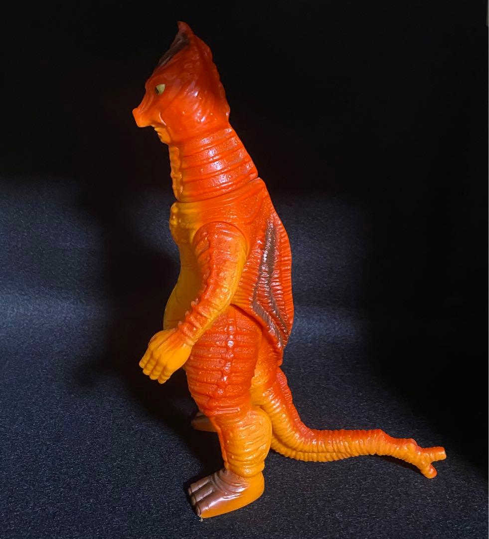 やまなや　怪獣郷　バニラ　怪獣ソフビ