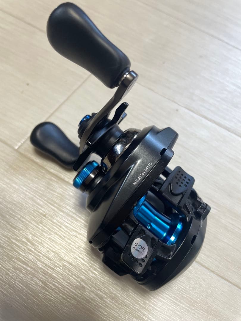 シマノ　SHIMANO 70HG SLX DC 7.2 ブラック　ベイトリール
