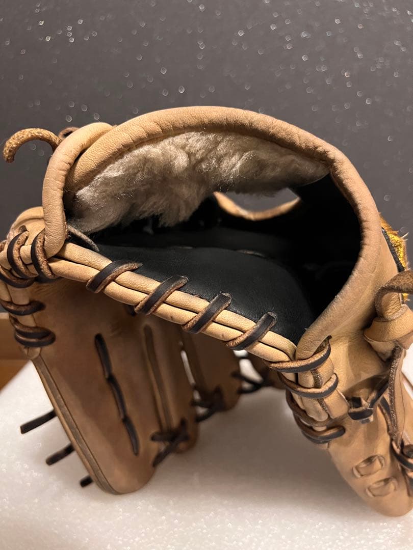 ★美品★ ミズノプロ 硬式 内野手用 5DNA サイズ9 中指 薬指リング加工済