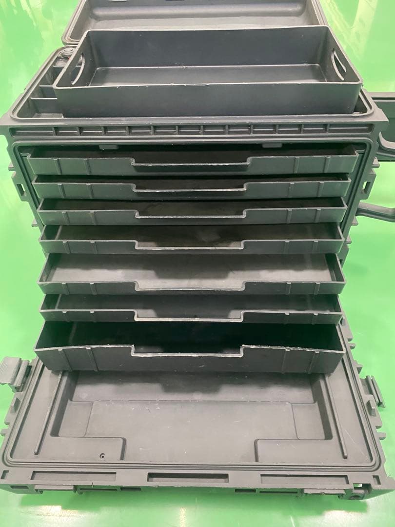 米軍放出品　ペリカン/Pelican ツールボックス 工具箱 ハードケース