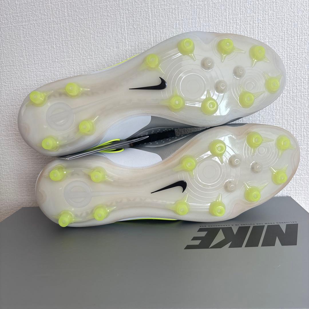 26.5cm　ナイキ　サッカー　スパイク　ティエンポ レジェンド 　DV4330