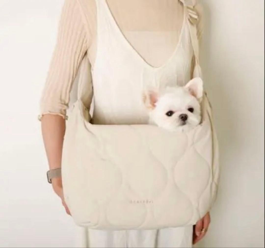 moncheri ペット用スリングバッグ クリーム色