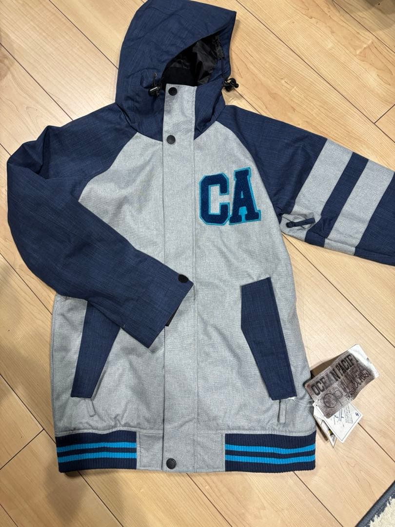 定価28000円　新品　スノーボードウェア　サイズS 新品未使用