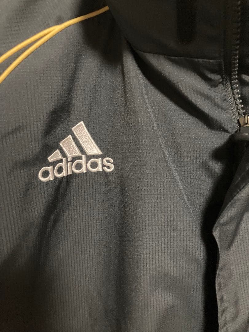 adidas レアルマドリード　ナイロンジャケット　Lサイズ 試着のみ