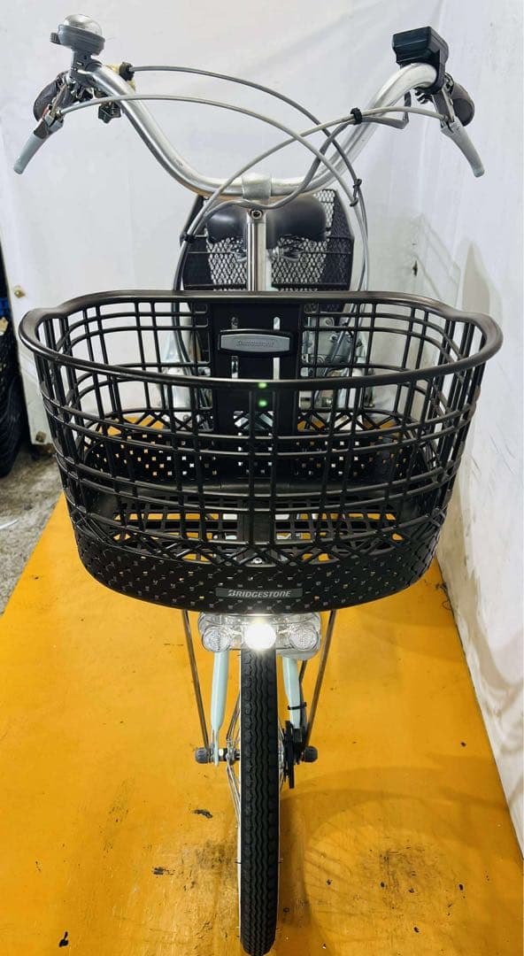 送料無料条件付きBRIDGESTONE 電動アシスト自転車三輪車(18/16型)