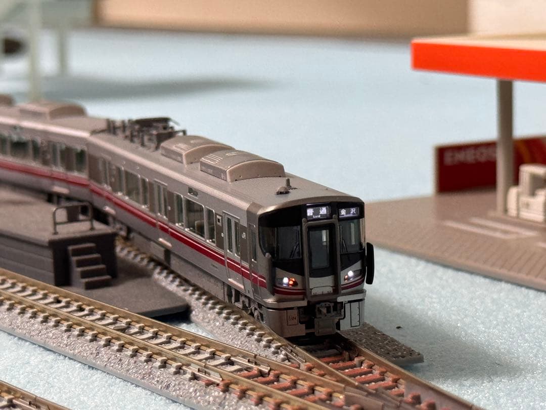 TOMIX98133,98134 521系4両セット