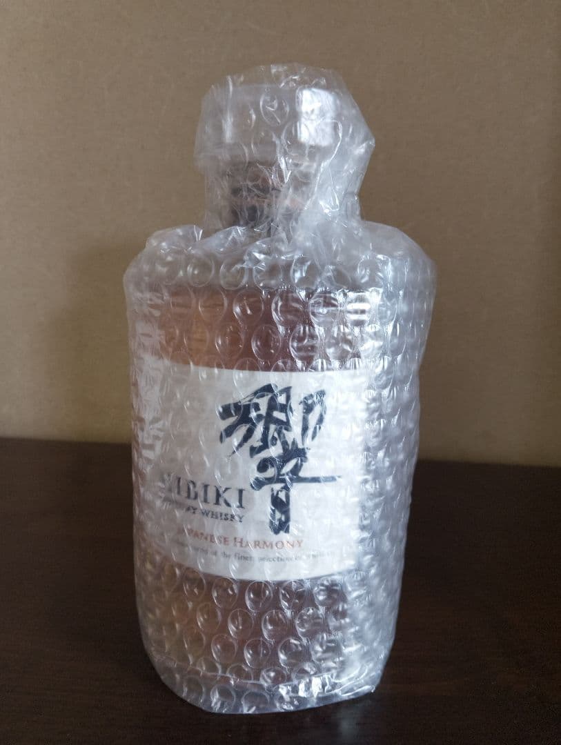 「新品未開封」サントリーウイスキー　響700ml