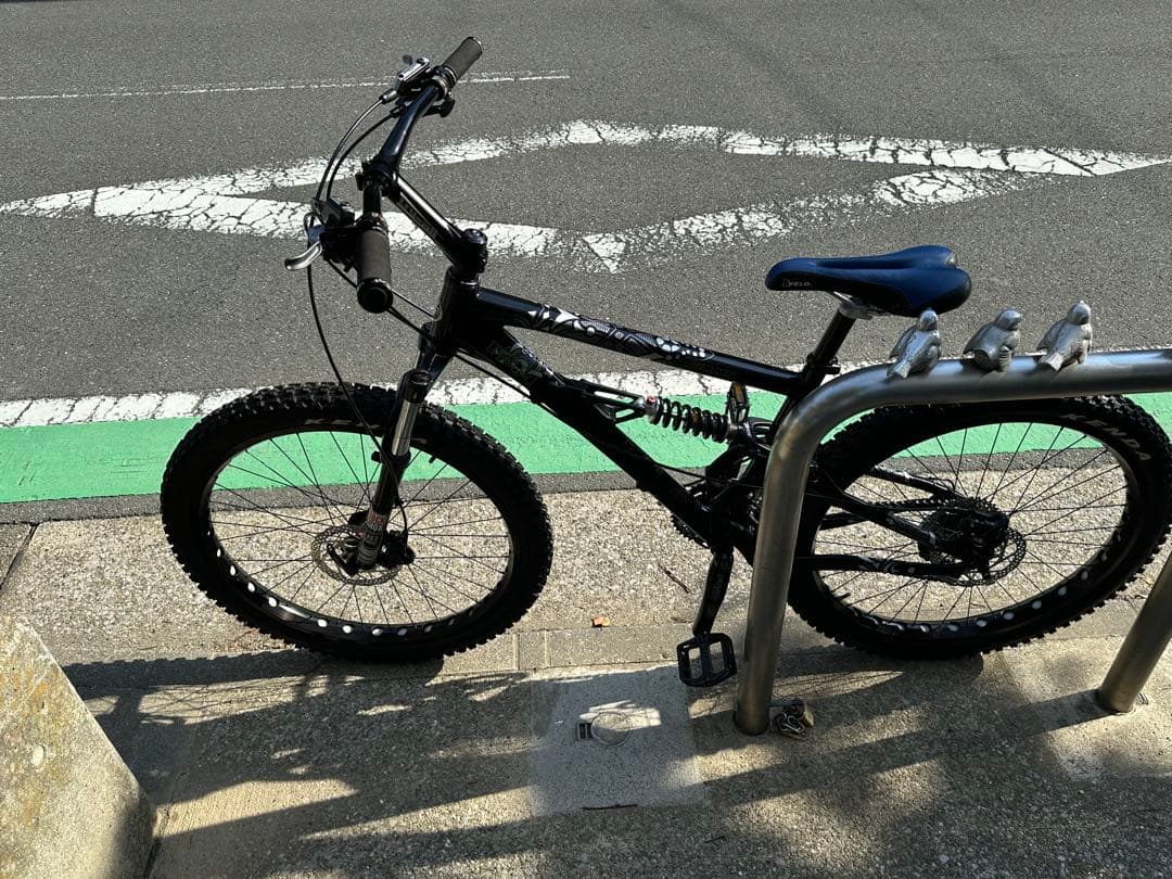 ジャイアント　カスタム　油圧ブレーキ　ホイール　ステア