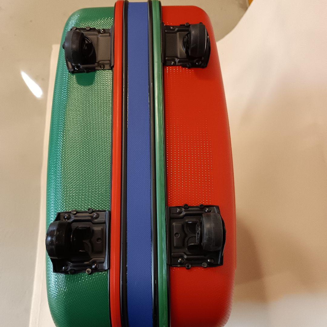 UNITED COLORS OF BENETTON キャリーケース 希少品