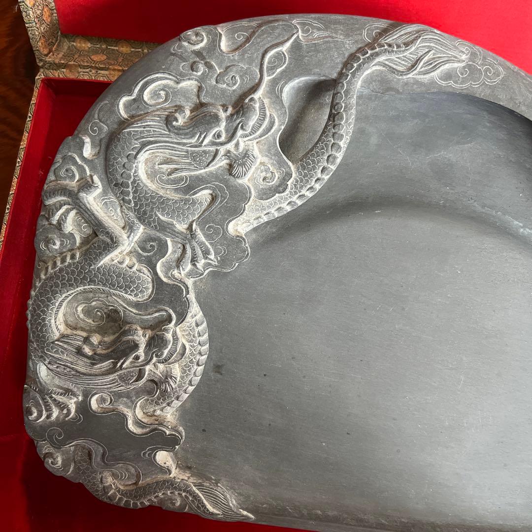 硯　龍　ケース付き　未使用品