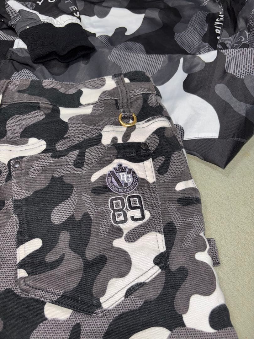 超美品）パーリーゲイツ、限定ブラックカモ、ジャケットとスカートのセット、サイズ1