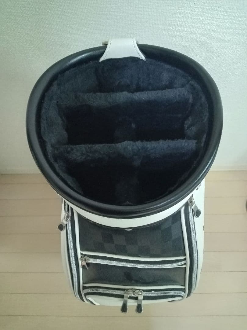 美品　　TIGORA　ティゴラ　　キャディバッグ