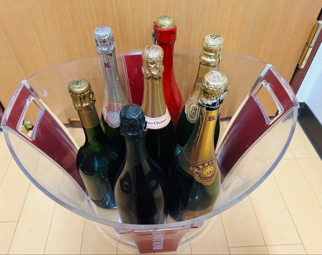 シャンパーニュ・ボランジェ÷アクリル 製シャンパーニュクーラー 8本用