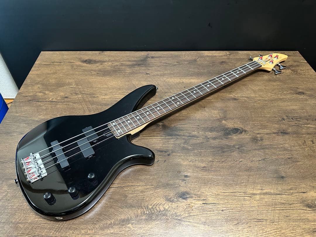 ベース YAMAHA RBX-360 Electric Bass