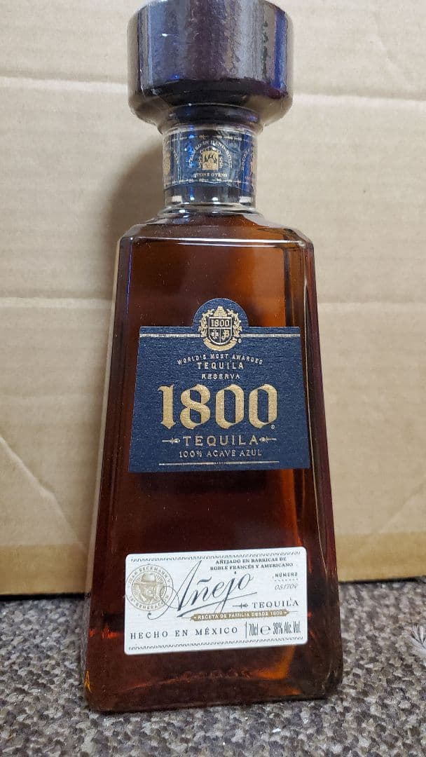 1800 Tequila アネホ 700ml 6本