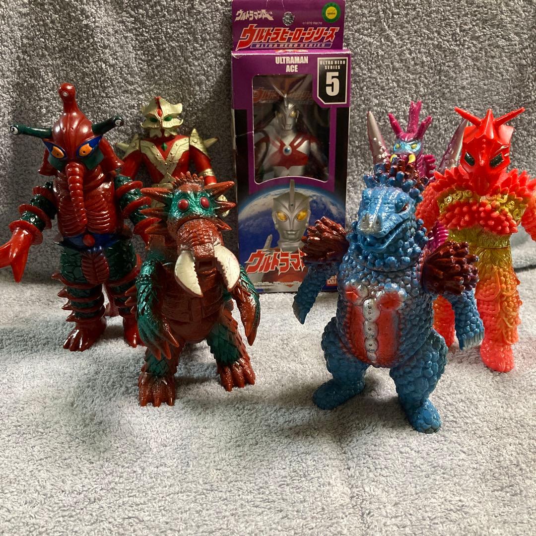 ウルトラマンエース と怪獣フィギュア 6体セット