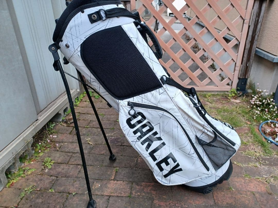 オークリー　キャディバック　スタンド