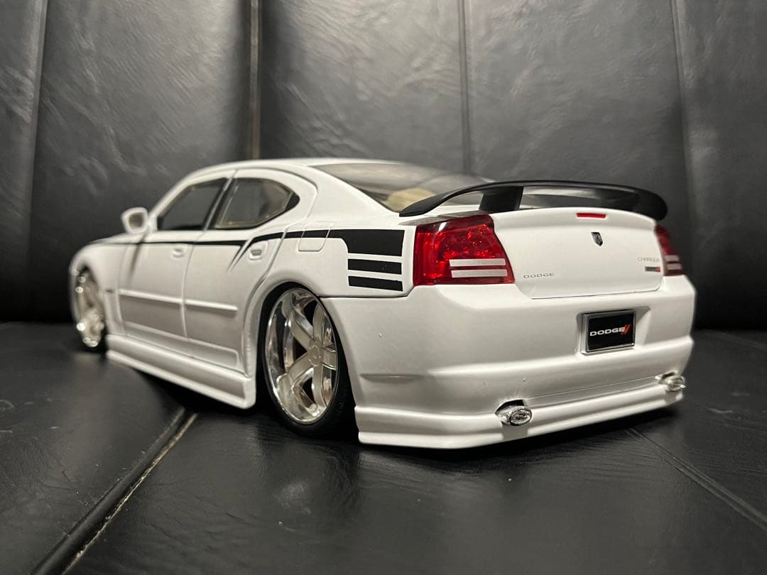 やんつけ　ダッジ チャージャー DODGE CHARGER 1/18