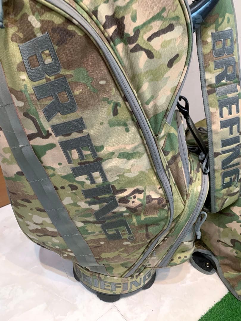 希少　完売　美品　ブリーフィング　キャディバッグ　CR-5 迷彩　カモ