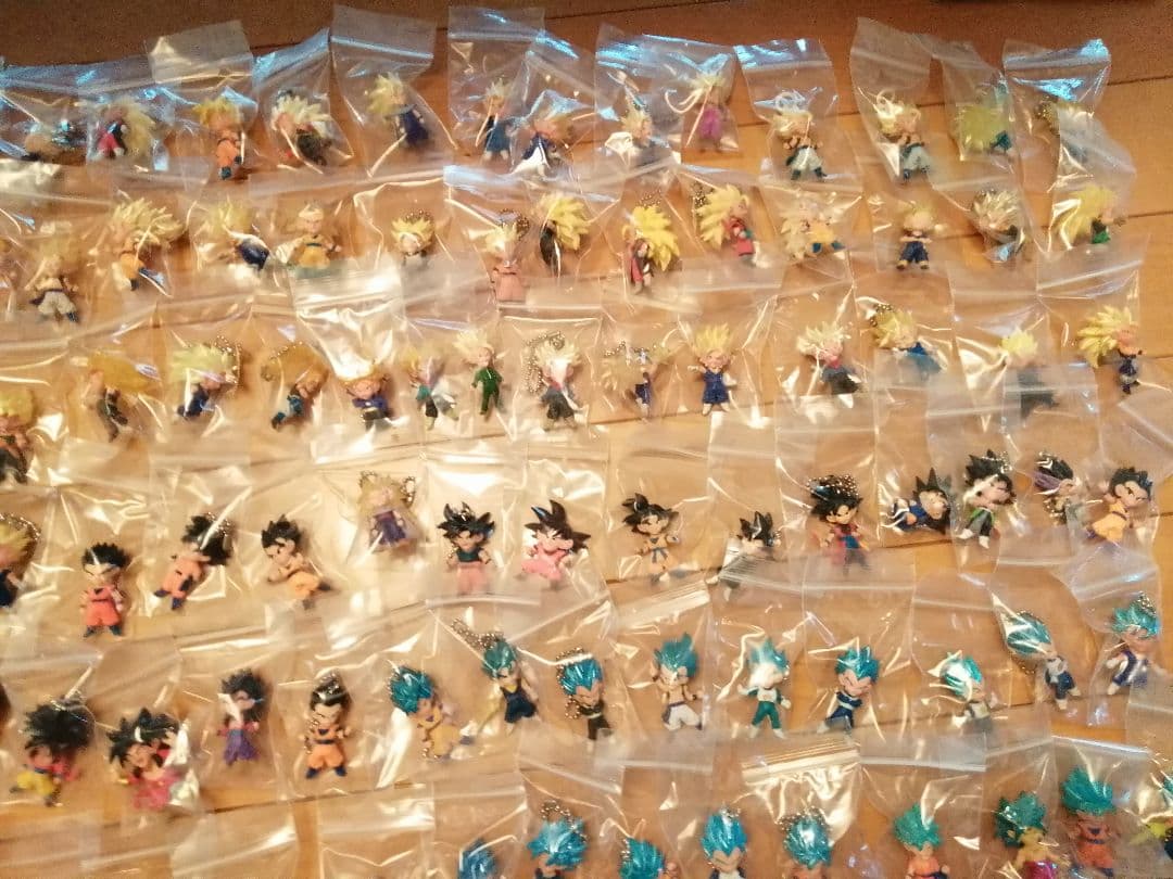 ドラゴンボール UDM ガチャ ミニフィギュア まとめ売り 200個以上 美品