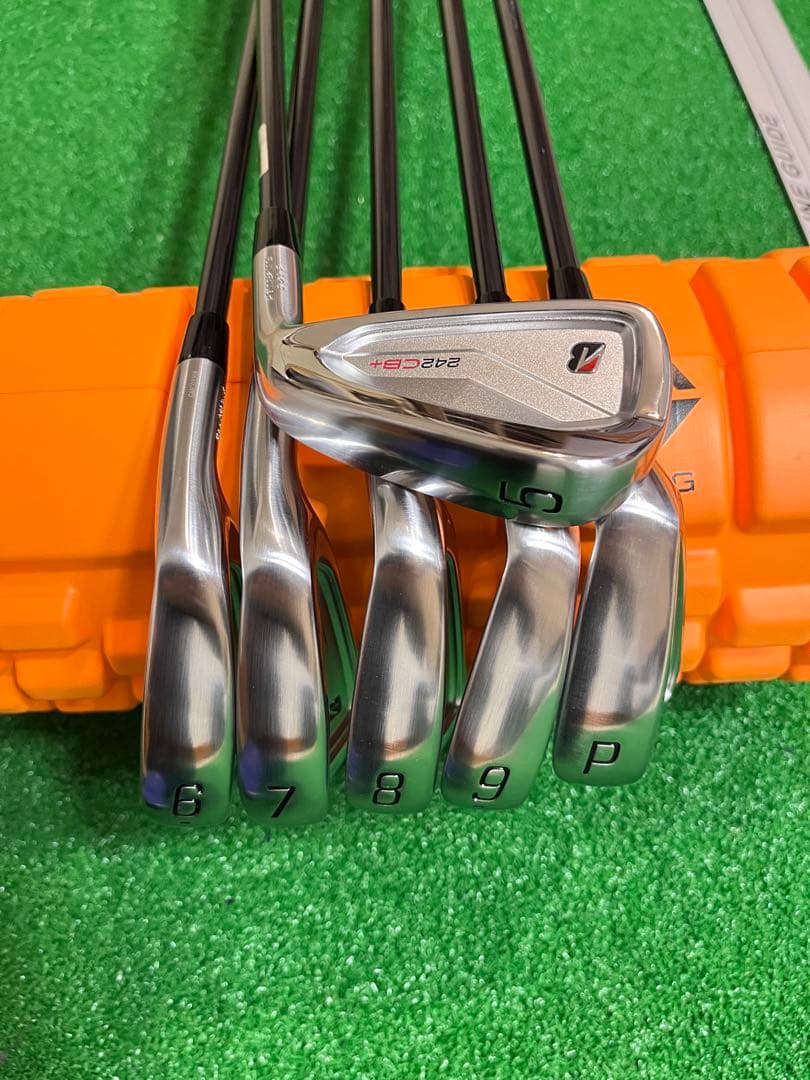 美品　ブリヂストン 242CB+ 5〜P 6本 Diamana iB70 S