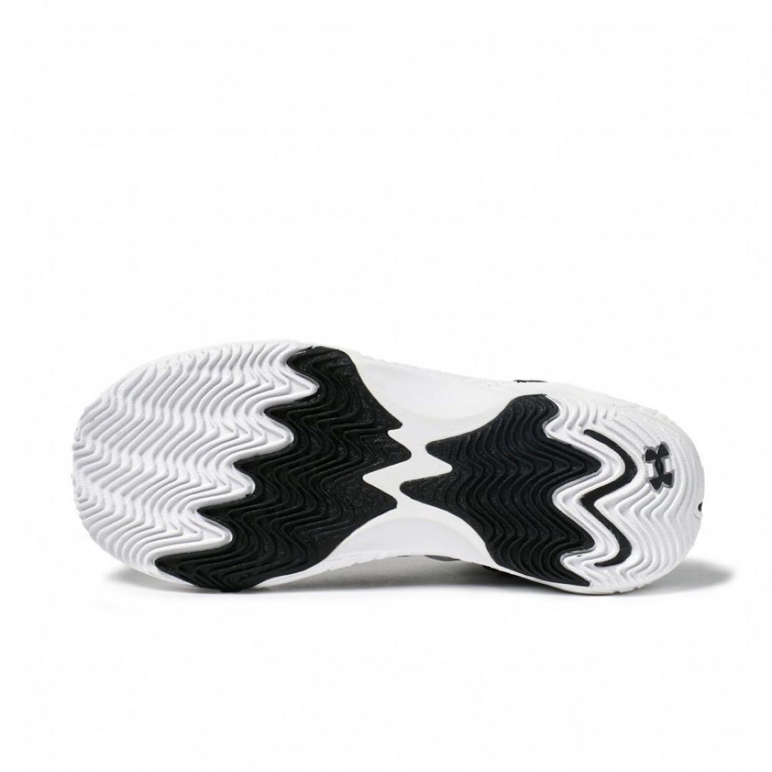 アンダーアーマー UA SPAWN 7 27.0CM