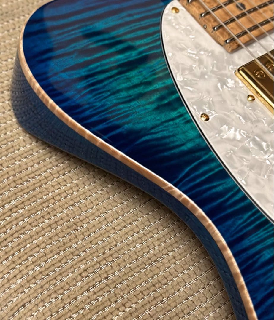 【レア新品同様】5A Suhr Classic T Custom CSW