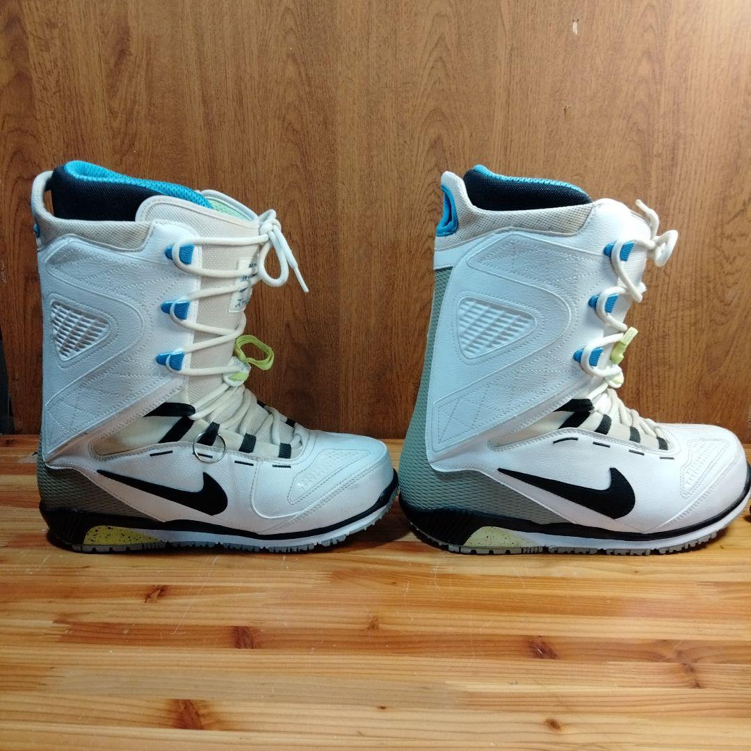 NIKE ズーム 怪獣 ブーツ！！ 26045