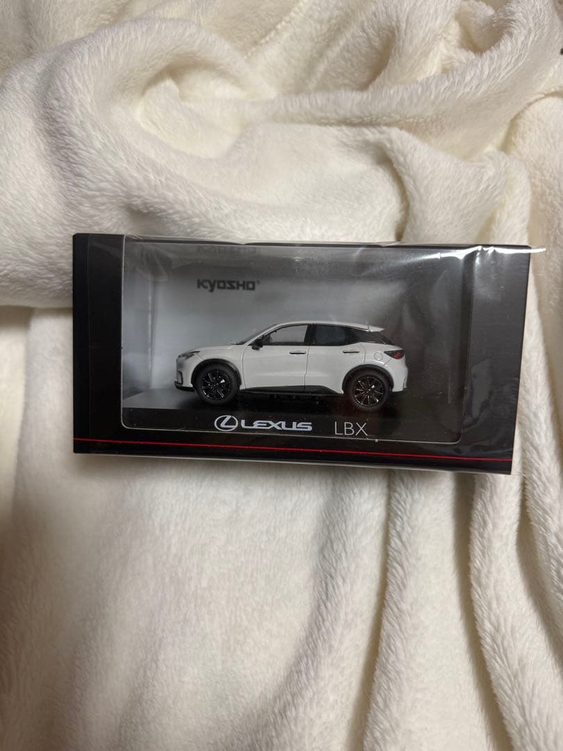 Lexus LBX ミニカー Sonic Quartz