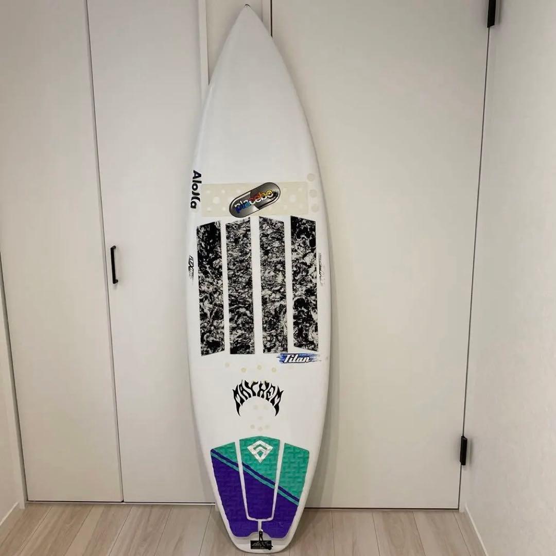 Placeboプレセボタイタン　サイズ5’10　28.5Lサーフボード