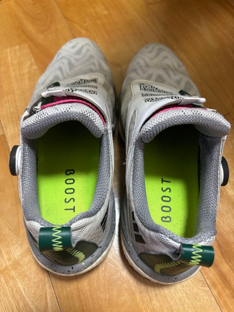 adidas BOOST ゴルフシューズ ホワイト/グレー