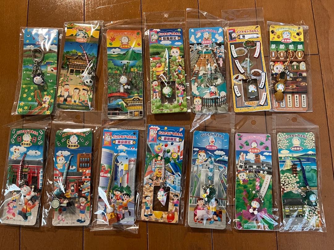どこでもドラえもん　ストラップ　キーホルダー　根付け　80個