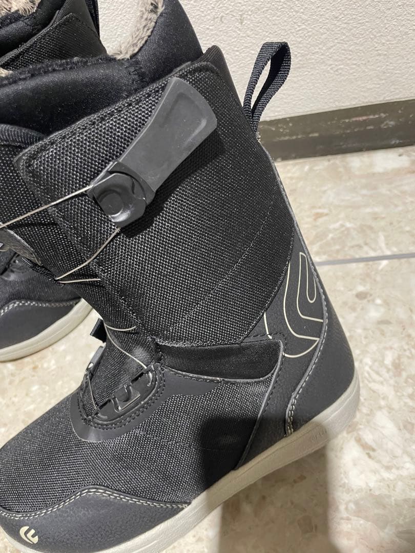 FLUXフラックス　スノーボードブーツ FL-BOA 23.0㎝