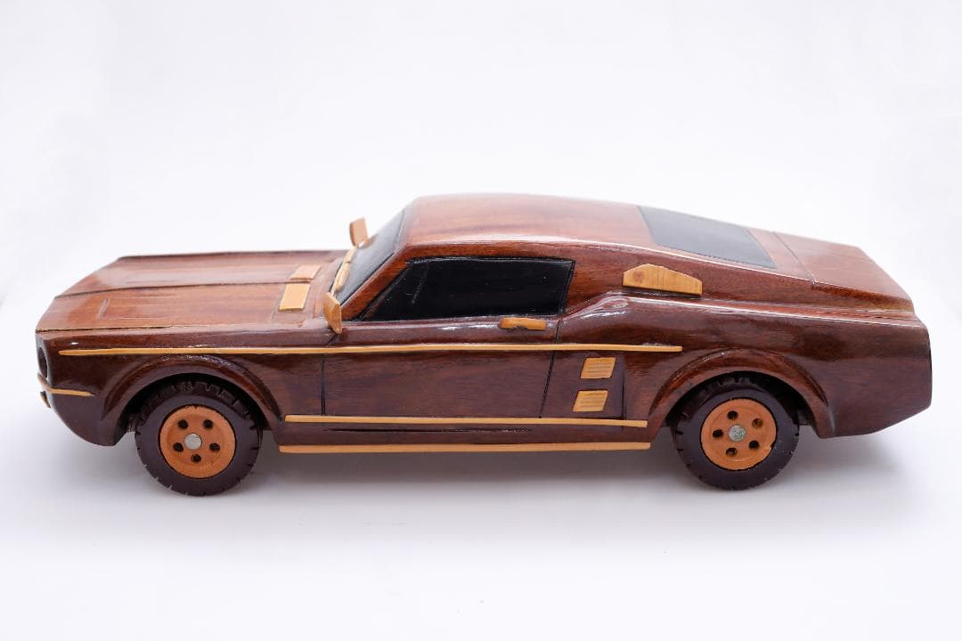 木製モデルカー　1967 フォード マスタング GTA ファストバック