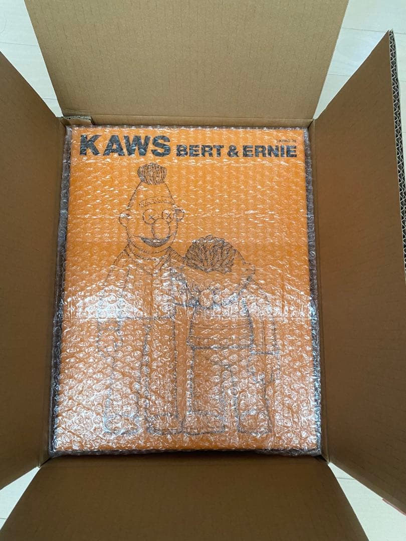 【正規品 未開封】KAWS カウズ×セサミストリート バート&アーニー