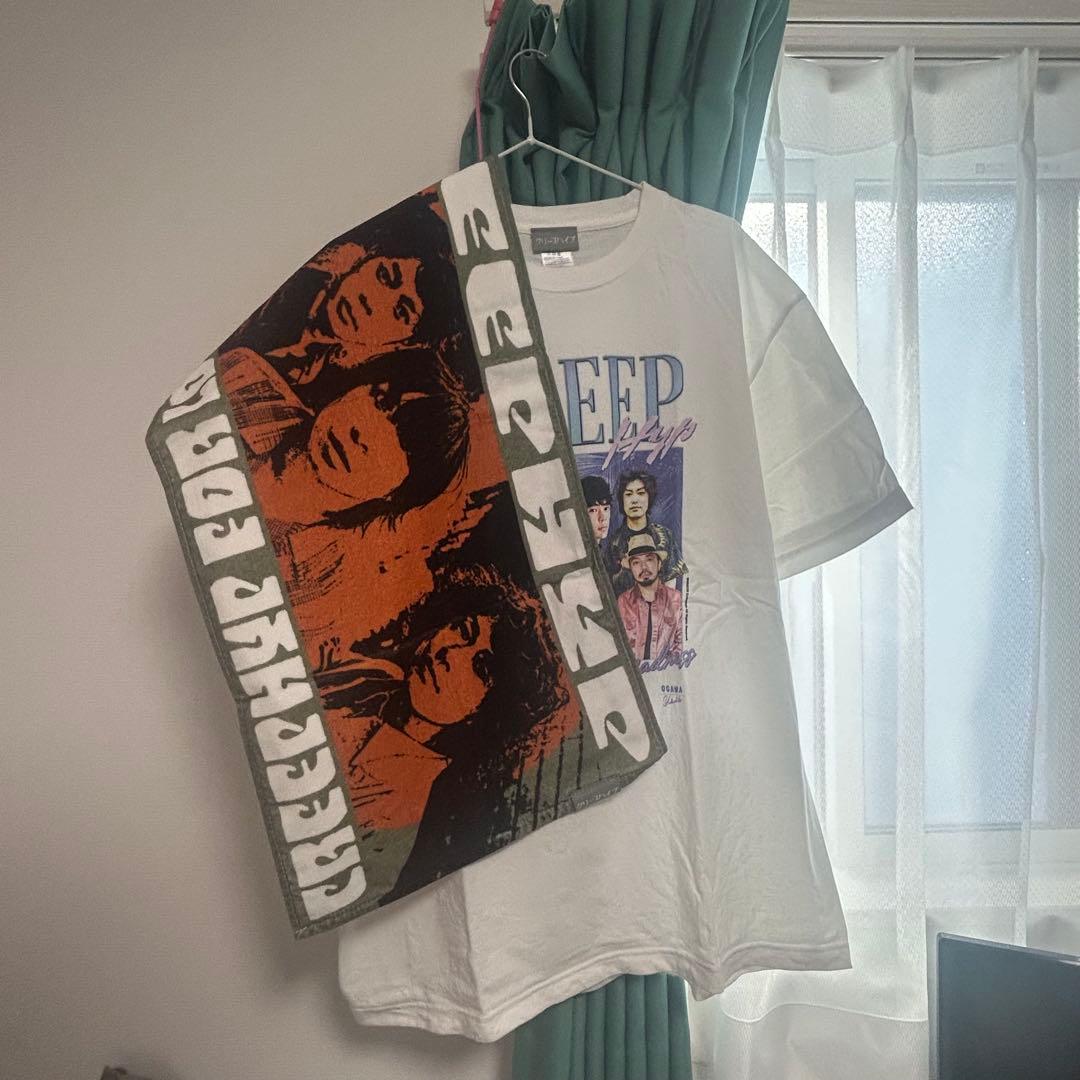CREEP グラフィック Tシャツ　タオル